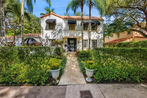 917 Majorca Ave, Coral Gables, FL 33134 photo 3