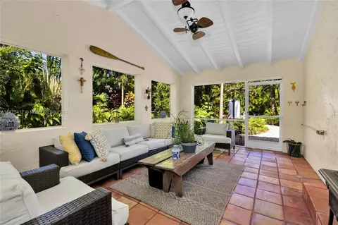 917 Majorca Ave, Coral Gables, FL 33134 photo 18