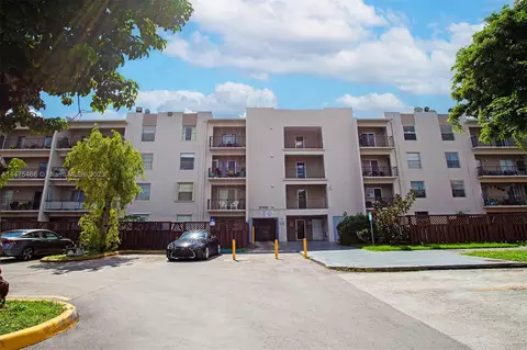 5705 W 20th Ave #415, Hialeah, FL 33012