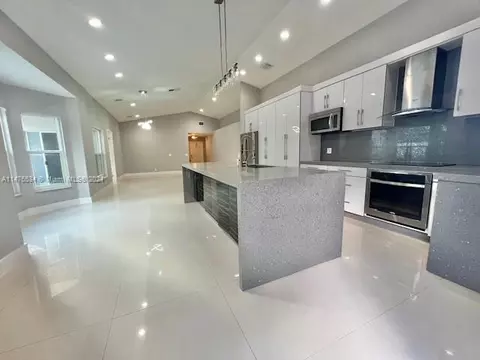 4840 SW 34th Ave, Fort Lauderdale, FL 33312