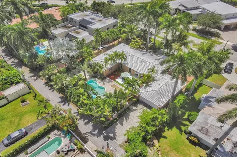 1239 Jackson St, Hollywood, FL 33019