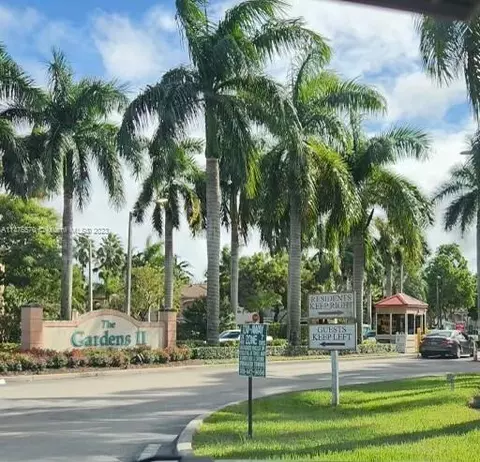 2930 SE 12th Rd #103-31, Homestead, FL 33035