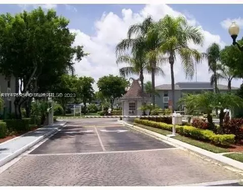 431 NE 210th Cir Ter #204-24, Miami, FL 33179