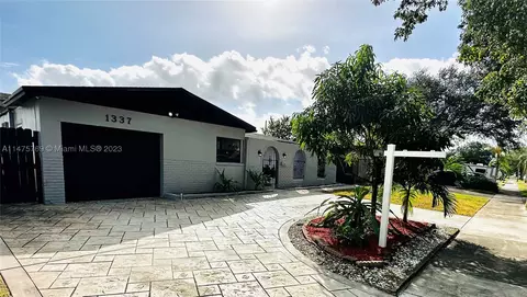 1337 N 74th Ter, Hollywood, FL 33024
