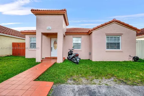 15126 SW 128th Ct, Miami, FL 33186