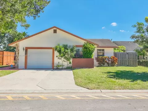 5580 SW 97th Ter, Cooper City, FL 33328