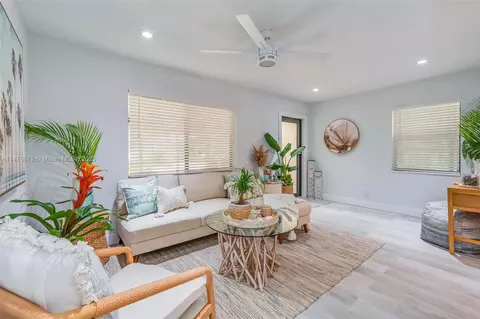 416 Seminole Ave, Fort Lauderdale, FL 33312
