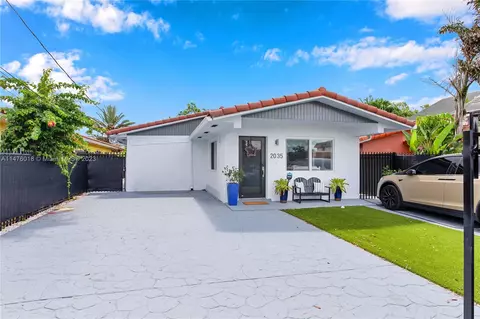 2035 SW 58th Ct, Miami, FL 33155