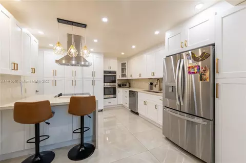 10155 Collins Ave #1403, Bal Harbour, FL 33154