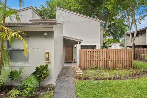 10609 SW 113th Pl #87-Y, Miami, FL 33176
