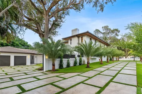 1321 Sevilla Ave, Coral Gables, FL 33134