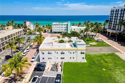 326 Wilson St #103, Hollywood, FL 33019