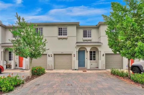 1455 NW 208th Ter, Miami Gardens, FL 33169