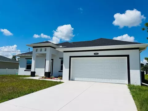1825 Ridgemoor, Lehigh Acres, FL 33972
