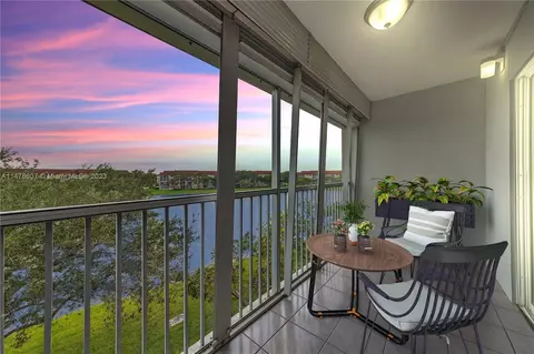 12900 SW 13th St #411E, Pembroke Pines, FL 33027