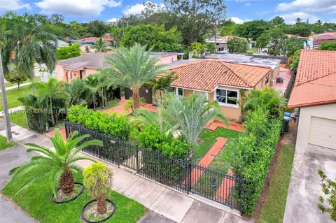 100 SW 59th Ave, Miami, FL 33144