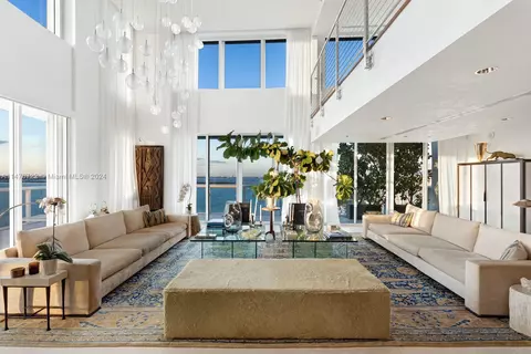 10 Venetian Way #PH1, Miami Beach, FL 33139