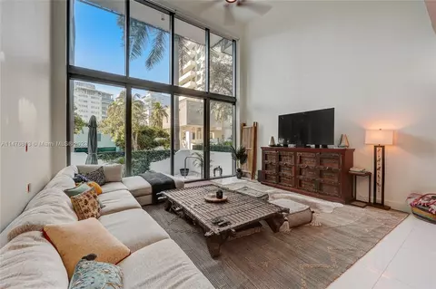 6000 Collins Ave #104, Miami Beach, FL 33140