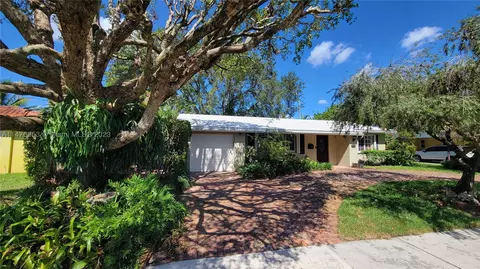 9105 SW 45th Ter, Miami, FL 33165