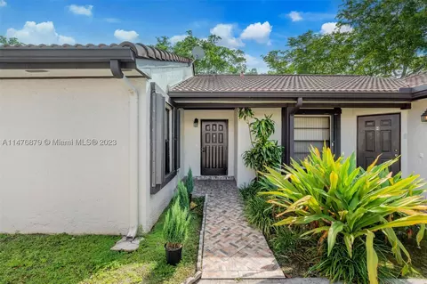 15270 SW 45th Ter #G-61, Miami, FL 33185