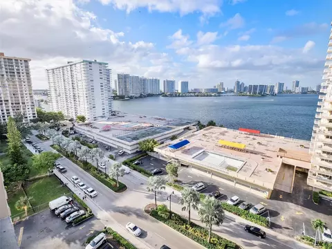250 174th St #1414, Sunny Isles Beach, FL 33160