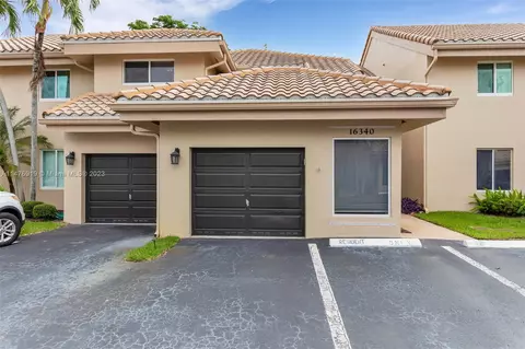 16340 Malibu Dr #28, Weston, FL 33326