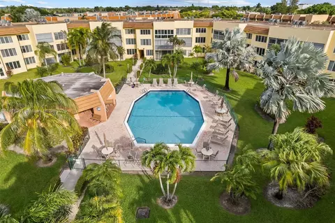 6750 Royal Palm Blvd #104E, Margate, FL 33063