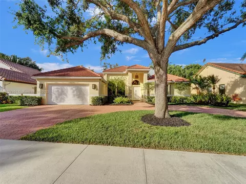 3201 Old Hickory Ct, Davie, FL 33328