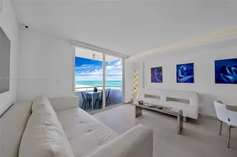 465 Ocean Dr #1020, Miami Beach, FL 33139