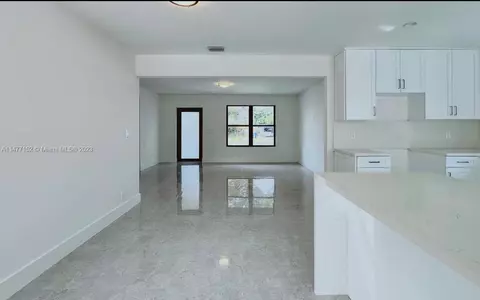 701 SW 64th Ave, Miami, FL 33144 photo 8