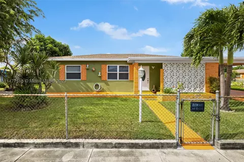 8120 NW 35th Ave, Miami, FL 33147