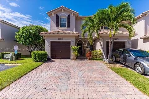 22180 SW 93rd Pl, Cutler Bay, FL 33190