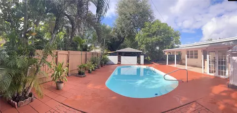 780 NE 146th St, North Miami, FL 33161