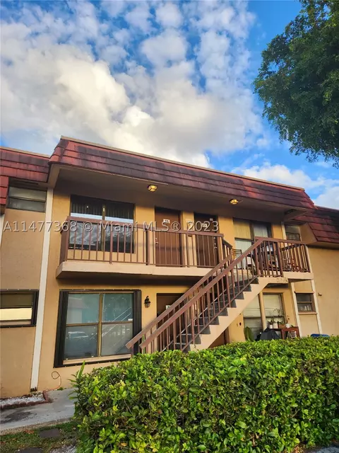 14853 SW 104th St #13-24, Miami, FL 33196