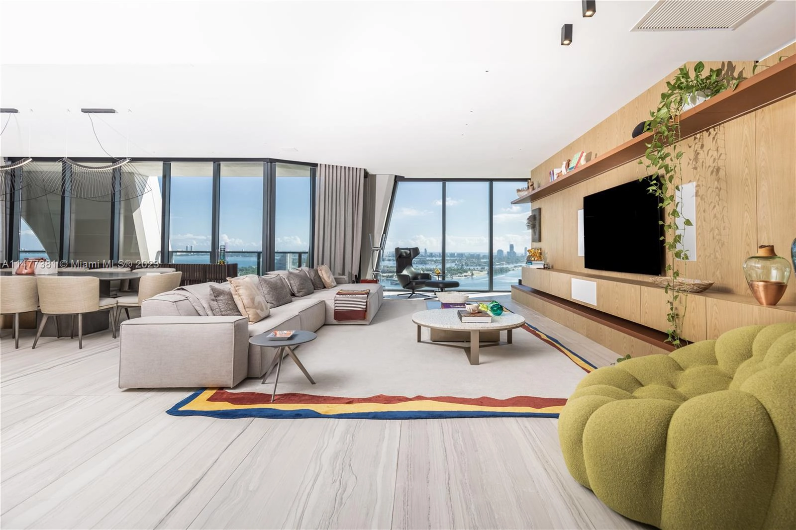 1000 Biscayne Blvd Unit 2702  