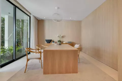 100 W San Marino Dr, Miami Beach, FL 33139