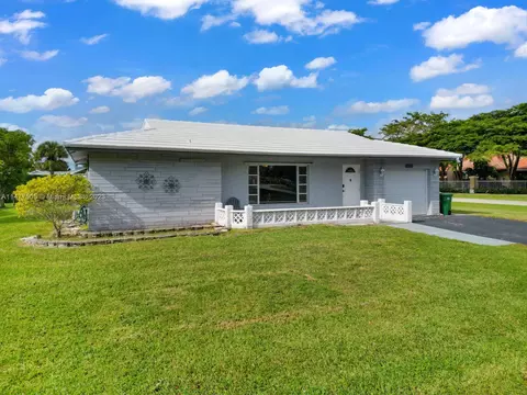 7105 NW 97th Ave, Tamarac, FL 33321