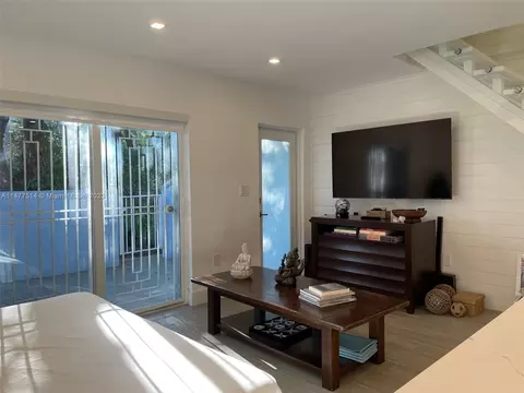 798 Crandon Blvd #57B, Key Biscayne, FL 33149