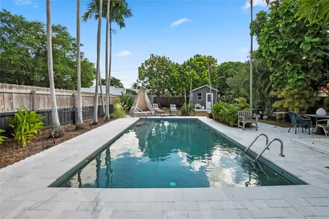 526 S N St, Lake Worth, FL 33460