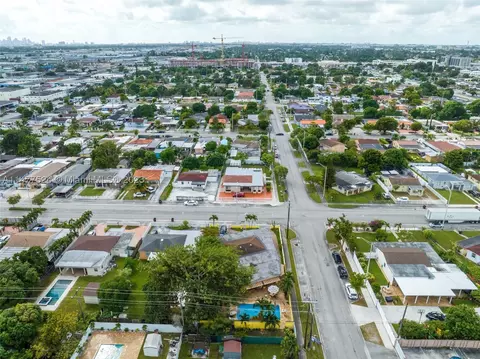 901 E 32nd St, Hialeah, FL 33013 photo 9