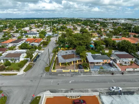 901 E 32nd St, Hialeah, FL 33013 photo 8