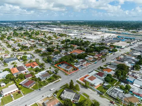901 E 32nd St, Hialeah, FL 33013 photo 17