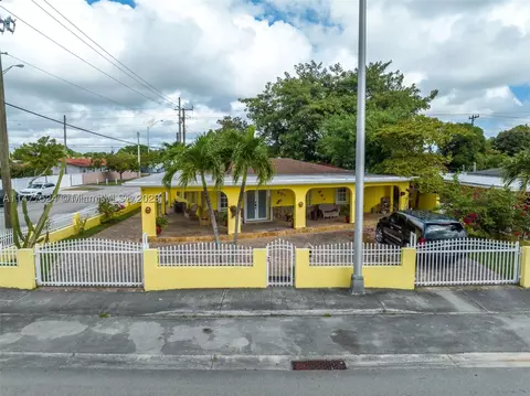 901 E 32nd St, Hialeah, FL 33013 photo 6