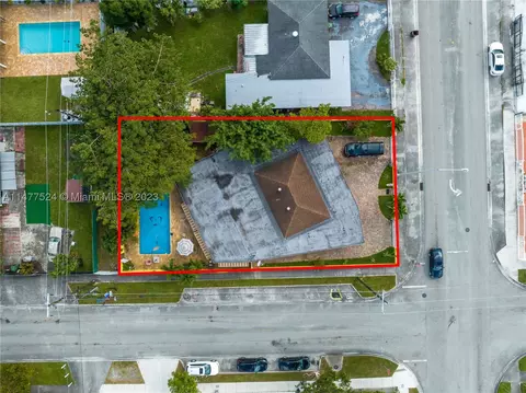 901 E 32nd St, Hialeah, FL 33013 photo 25