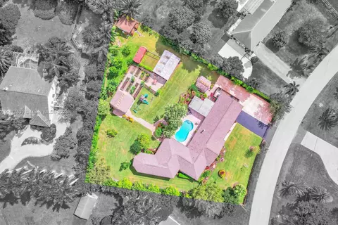 4900 SW 205th Ave, Southwest Ranches, FL 33332
