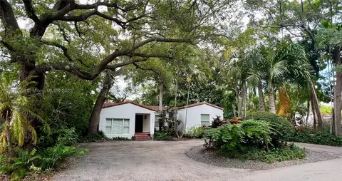 4151 Barbarossa Ave, Miami, FL 33133