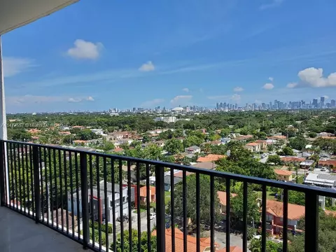 1627 SW 37th Ave #906, Miami, FL 33145