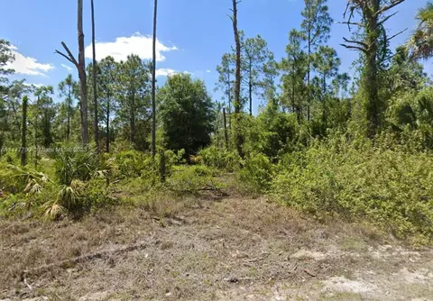 1221 Acacia Ave, Lehigh Acres, FL 33972