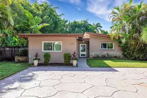 630 NE 117th St, Biscayne Park, FL 33161