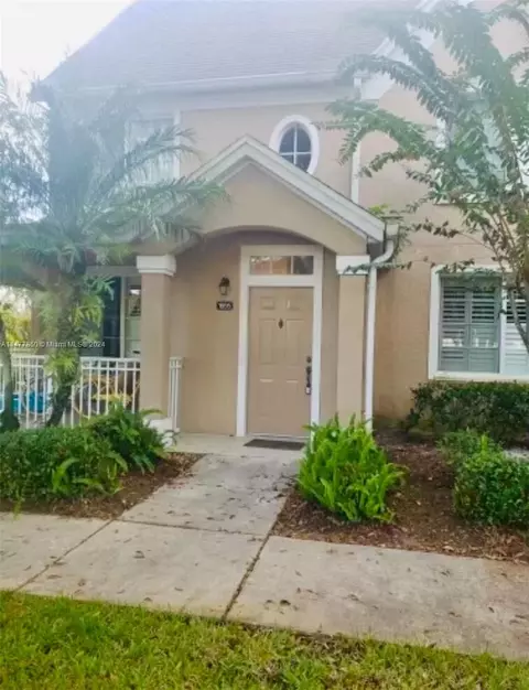 1695 SE Pomeroy St, Stuart, FL 34997 photo 3